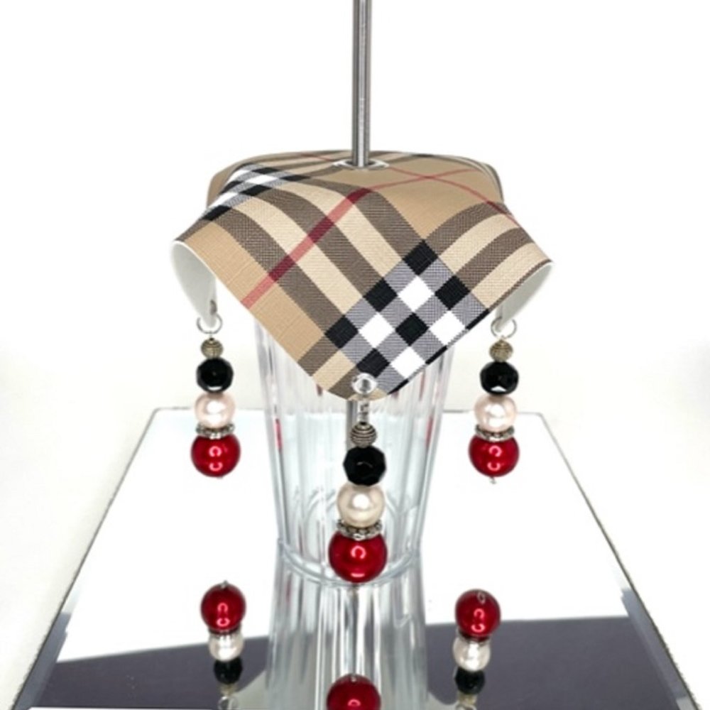 Bury Drink Cover to protect your beverage from spiking